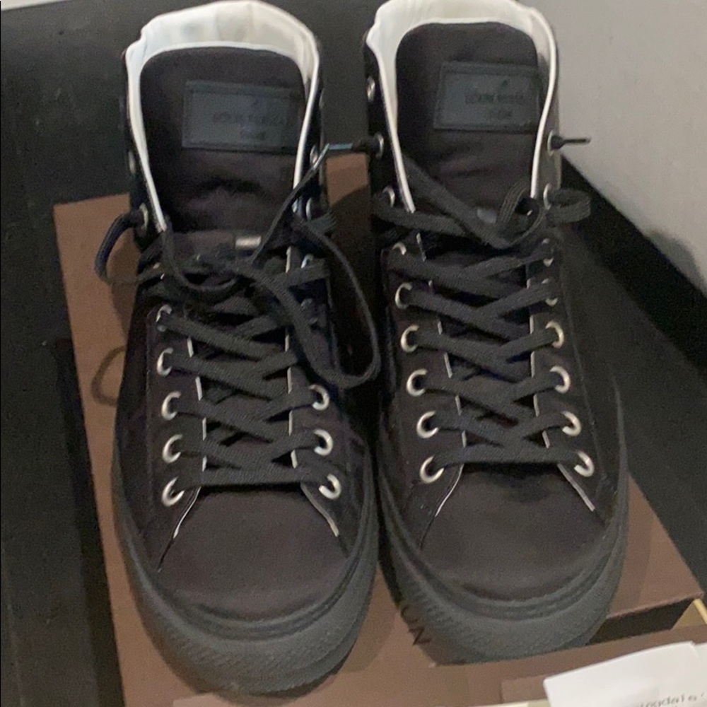 Mens louie Vuitton. Sprinter sneakers.